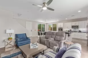 1954 S Follett Way, Gilbert, AZ 85295 - Photo 4