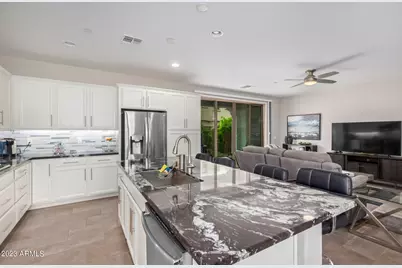 1954 S Follett Way, Gilbert, AZ 85295 - Photo 8