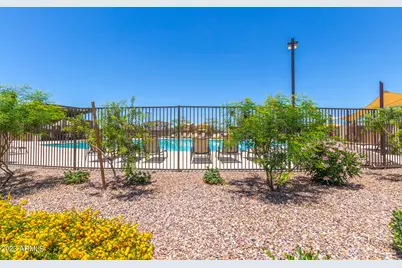 1954 S Follett Way, Gilbert, AZ 85295 - Photo 30