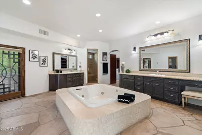 6827 N Highlands Drive, Paradise Valley, AZ 85253 - Photo 38