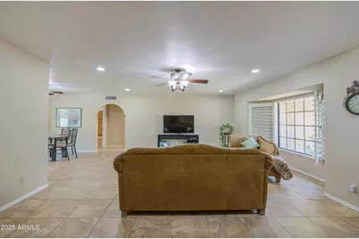 10517 W Earll Drive, Avondale, AZ 85392 - Photo 6