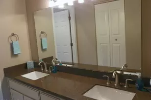 8653 E Royal Palm Rd, Scottsdale, AZ 85258 - Photo 14