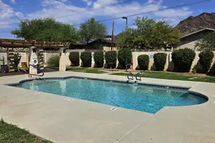 1227 E Lawrence Ln, Phoenix, AZ 85020 - Photo 22