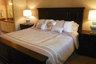 8653 E Royal Palm Rd, Scottsdale, AZ 85258 - Photo 14