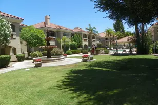 8653 E Royal Palm Rd, Scottsdale, AZ 85258 - Photo 30