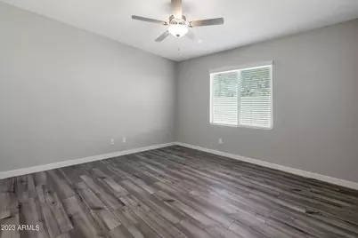 10293 N 115th Avenue, Youngtown, AZ 85363 - Photo 12