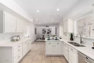 8520 E Turney Ave, Scottsdale, AZ 85251 - Photo 14