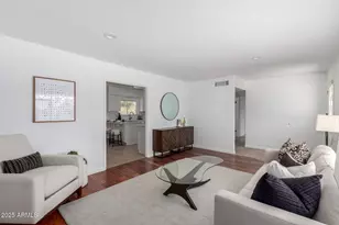 8520 E Turney Ave, Scottsdale, AZ 85251 - Photo 10