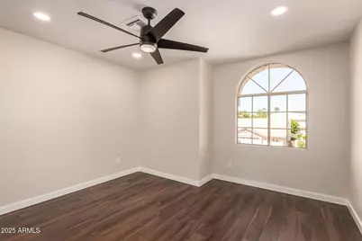 6749 W Oraibi Drive, Glendale, AZ 85308 - Photo 30