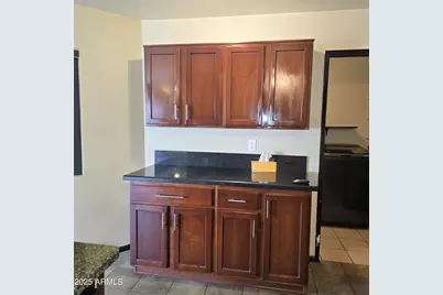 11120 W Desert Butte Drive, Sun City, AZ 85351 - Photo 10