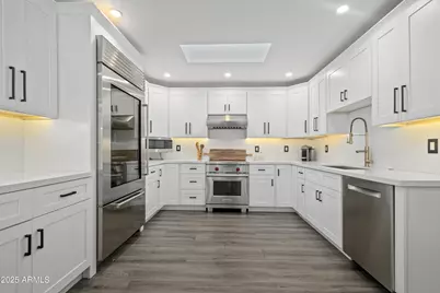 7322 E Sierra Vista Drive, Scottsdale, AZ 85250 - Photo 2