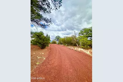 35445 Sr 61 -- #13, Vernon, AZ 85940 - Photo 12