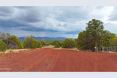 35445 Sr 61 -- #13, Vernon, AZ 85940 - Photo 4