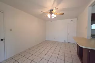 5010 N 60th Dr, Glendale, AZ 85301 - Photo 8