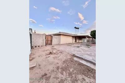 5010 N 60th Drive, Glendale, AZ 85301 - Photo 6