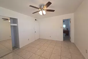 5010 N 60th Dr, Glendale, AZ 85301 - Photo 12