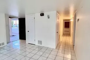 5010 N 60th Dr, Glendale, AZ 85301 - Photo 8