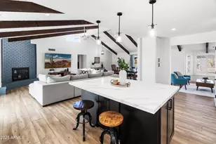 6049 E Crocus Dr, Scottsdale, AZ 85254 - Photo 6