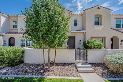 4077 S Sabrina Drive #70, Chandler, AZ 85248 - Photo 2