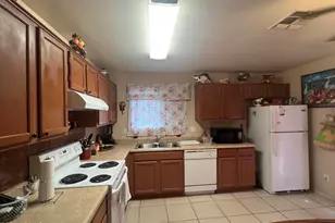 4655 N 87th Ave, Phoenix, AZ 85037 - Photo 4