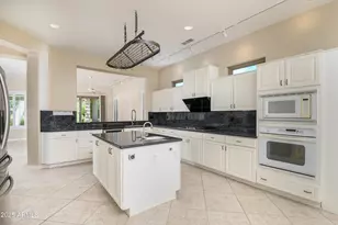 19854 N Summer Dream Dr, Surprise, AZ 85374 - Photo 18