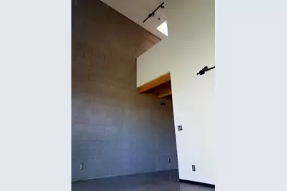 525 E Willetta Street #8, Phoenix, AZ 85004 - Photo 10