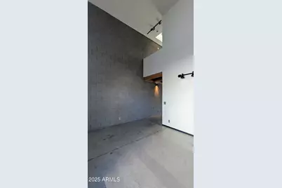 525 E Willetta Street #Apt 8, Phoenix, AZ 85004 - Photo 10