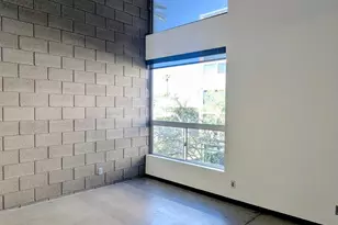 525 E Willetta St, Phoenix, AZ 85004 - Photo 8