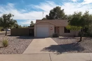 3233 W Mohawk Ln, Phoenix, AZ 85027 - Photo 1