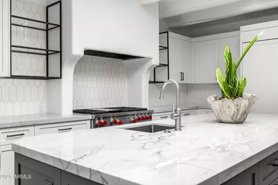 5838 E Berneil Lane, Paradise Valley, AZ 85253 - Photo 8