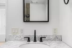 5838 E Berneil Ln, Paradise Valley, AZ 85253 - Photo 28