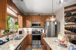 16039 W Acapulco Ln, Surprise, AZ 85379 - Photo 14