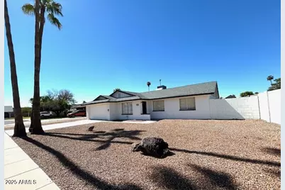 4024 S Allred Drive, Tempe, AZ 85282 - Photo 1