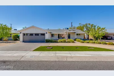 913 W Missouri Avenue, Phoenix, AZ 85013 - Photo 1