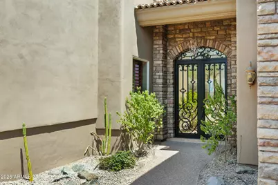 1744 E Desert Willow Drive, Phoenix, AZ 85048 - Photo 6