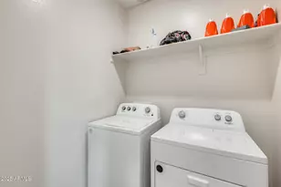 10333 W Sonrisas St, Tolleson, AZ 85353 - Photo 32