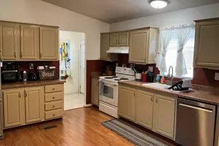 7810 W Peoria Ave, Peoria, AZ 85345 - Photo 6