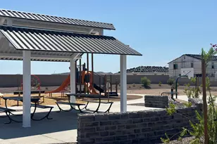 25556 N 75th Ln, Peoria, AZ 85383 - Photo 6