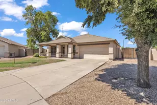 2266 S Bahama Dr, Gilbert, AZ 85295 - Photo 1