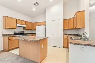 1733 E Desert Breeze Pl, Casa Grande, AZ 85122 - Photo 16