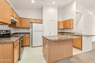 1733 E Desert Breeze Pl, Casa Grande, AZ 85122 - Photo 14