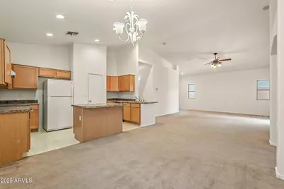 1733 E Desert Breeze Place, Casa Grande, AZ 85122 - Photo 4