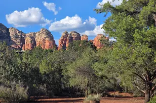 240 Goodrow Ln, Sedona, AZ 86336 - Photo 1