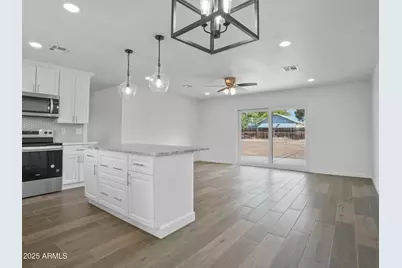 1046 E Elm Street, Phoenix, AZ 85014 - Photo 8