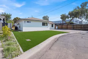 1046 E Elm St, Phoenix, AZ 85014 - Photo 2