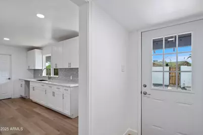 1702 W Indian School Road, Phoenix, AZ 85015 - Photo 10