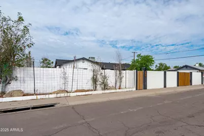 1702 W Indian School Road, Phoenix, AZ 85015 - Photo 38