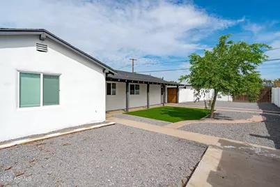 1702 W Indian School Road, Phoenix, AZ 85015 - Photo 4