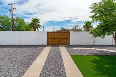 1702 W Indian School Road, Phoenix, AZ 85015 - Photo 8