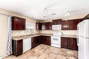 11566 W Purdue Ave, Youngtown, AZ 85363 - Photo 8